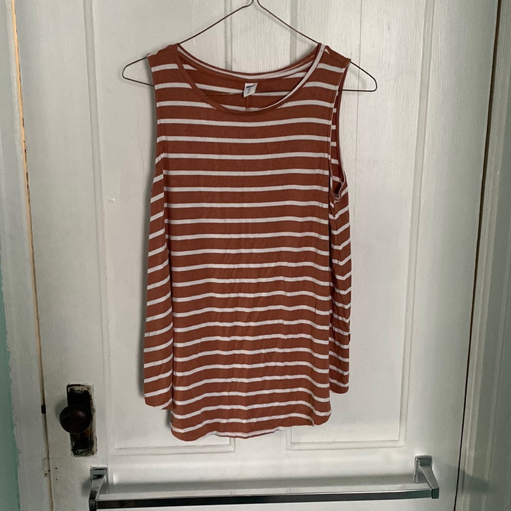 Old navy tank top